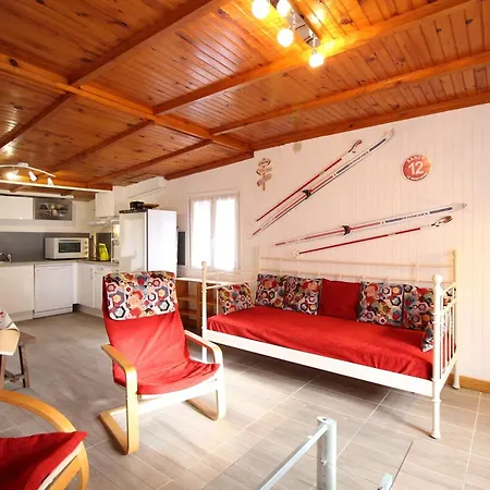 Apartment Spacieux Au Mont-dore : 10 Couchages, Wifi, Proche Thermes, Animaux Acceptes - Fr-1-415-72 Le Mont-Dore