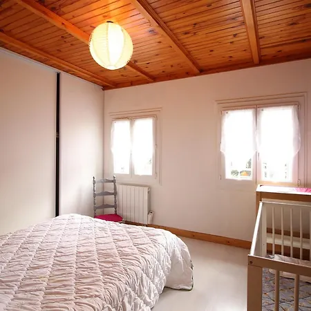 Spacieux Au Mont-dore : 10 Couchages, Wifi, Proche Thermes, Animaux Acceptes - Fr-1-415-72 *